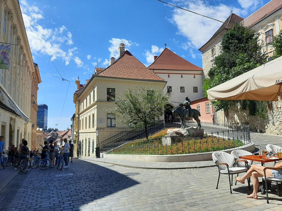 Apartment Azalea Zagreb Luaran gambar