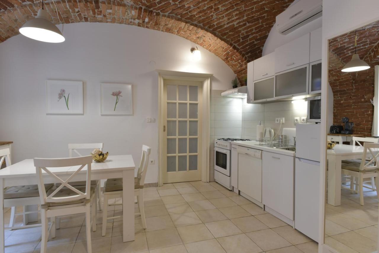 Apartment Azalea Zagreb Luaran gambar